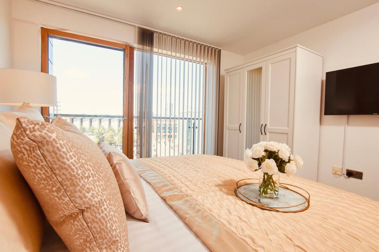 King Deluxe City Apt Large Balcony& Free Parking! Leeds  Extérieur photo
