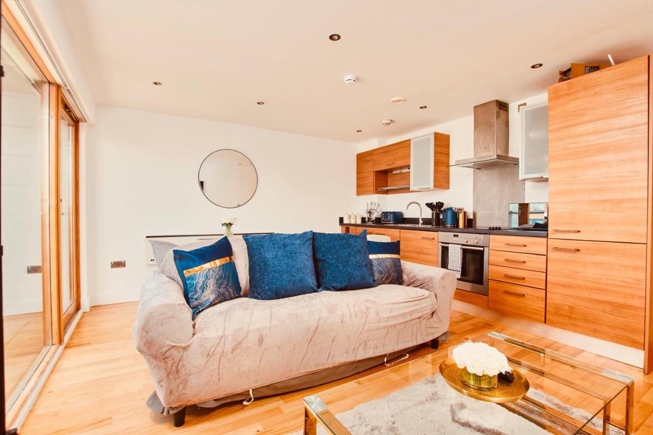 King Deluxe City Apt Large Balcony& Free Parking! Leeds  Extérieur photo