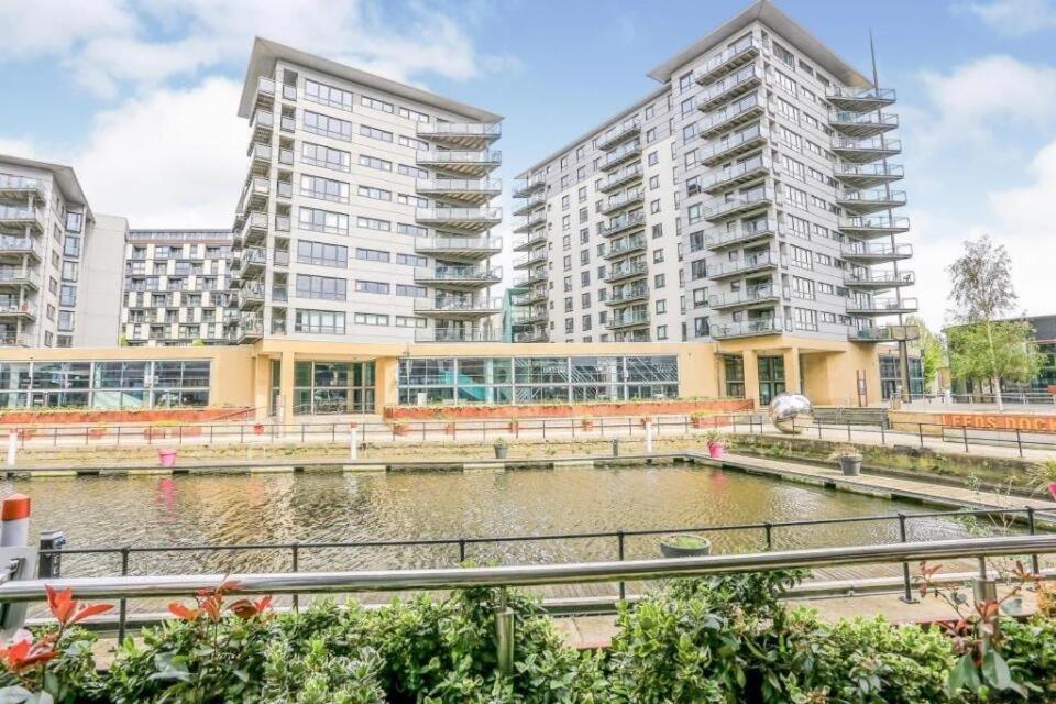 King Deluxe City Apt Large Balcony& Free Parking! Leeds  Extérieur photo